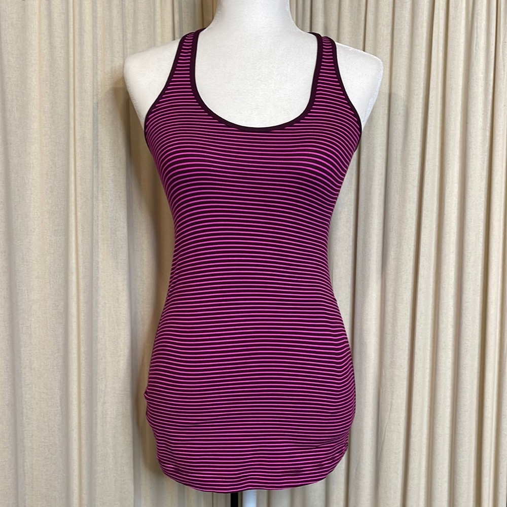 EUC- LULULEMON BASICALLY NEW! PINK & MAROON STRIPED STRETCHY TANK TOP SIZE 4